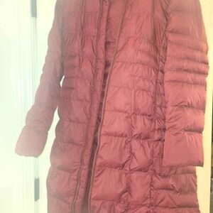 The North Face Women's Puffer Jacket - Deep Red